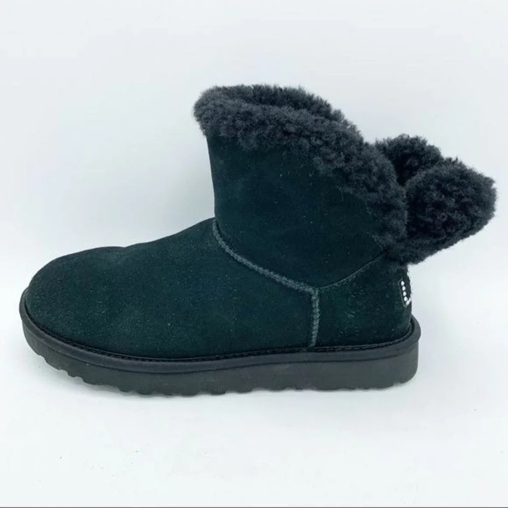 UGG women classic
